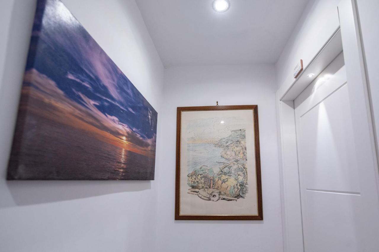 Bed and Breakfast Moon'N Sea Минори Экстерьер фото
